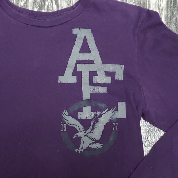 AEO LONG-SLEEVE PURPLE GRAPHIC T-SHIRT - Picture 2 of 5